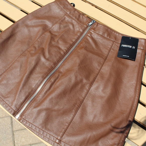 Brown Leather Skirt Forever 21 - Picture 3 of 5